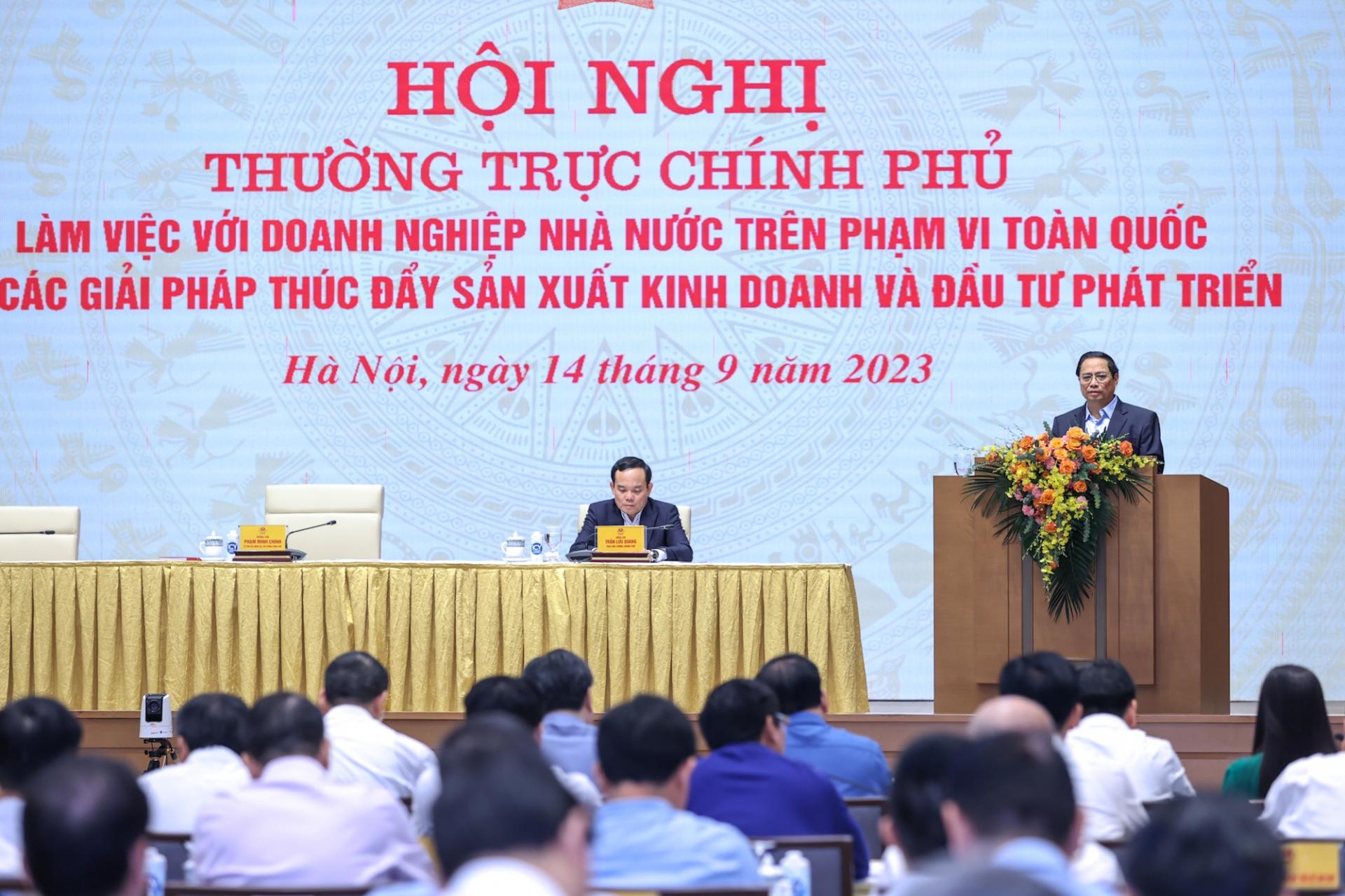Thủ tướng Phạm Minh Chính chủ trì Hội nghị của Thường trực Chính phủ làm việc với doanh nghiệp Nhà nước về các giải pháp thúc đẩy sản xuất kinh doanh và đầu tư phát triển. Ảnh: VGP