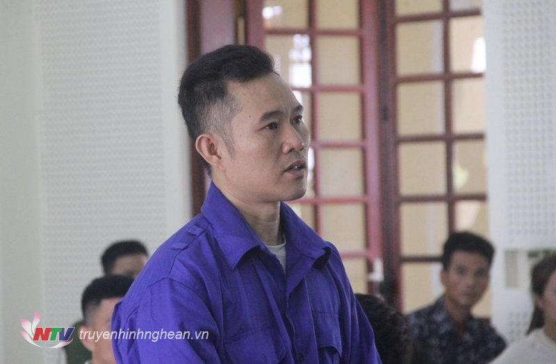 Tại phiên toà, Trần Văn Hoà thừa nhận hành vi phạm tội của mình.