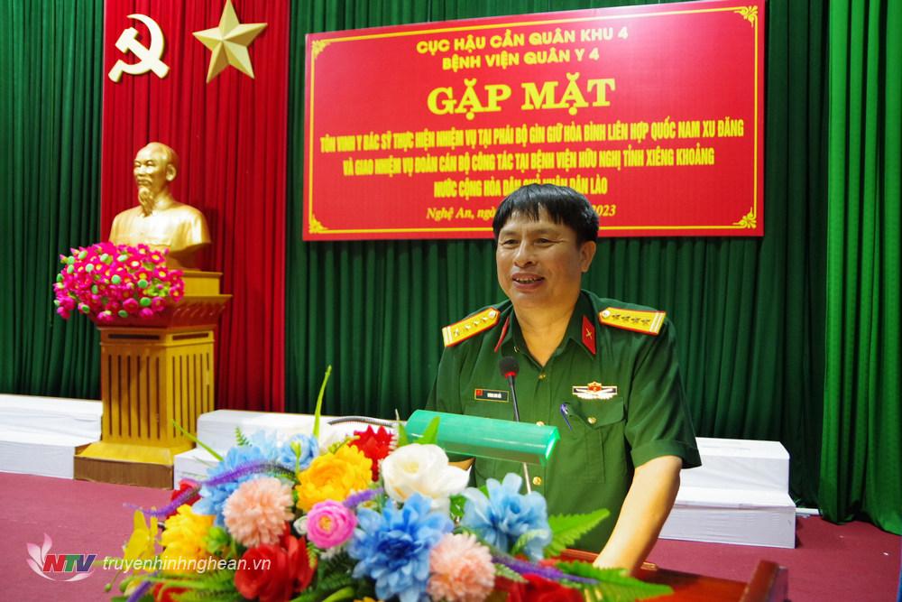 Đại tá Vương Kim Hải, Bí thư Đảng ủy, Chính ủy Cục Hậu cần phát biểu chỉ đạo tại buổi gặp mặt. 