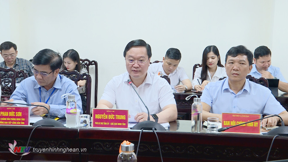 Chủ tịch UBND tỉnh Nguyễn Đức Trung kết luận về kiến nghị của công dân.