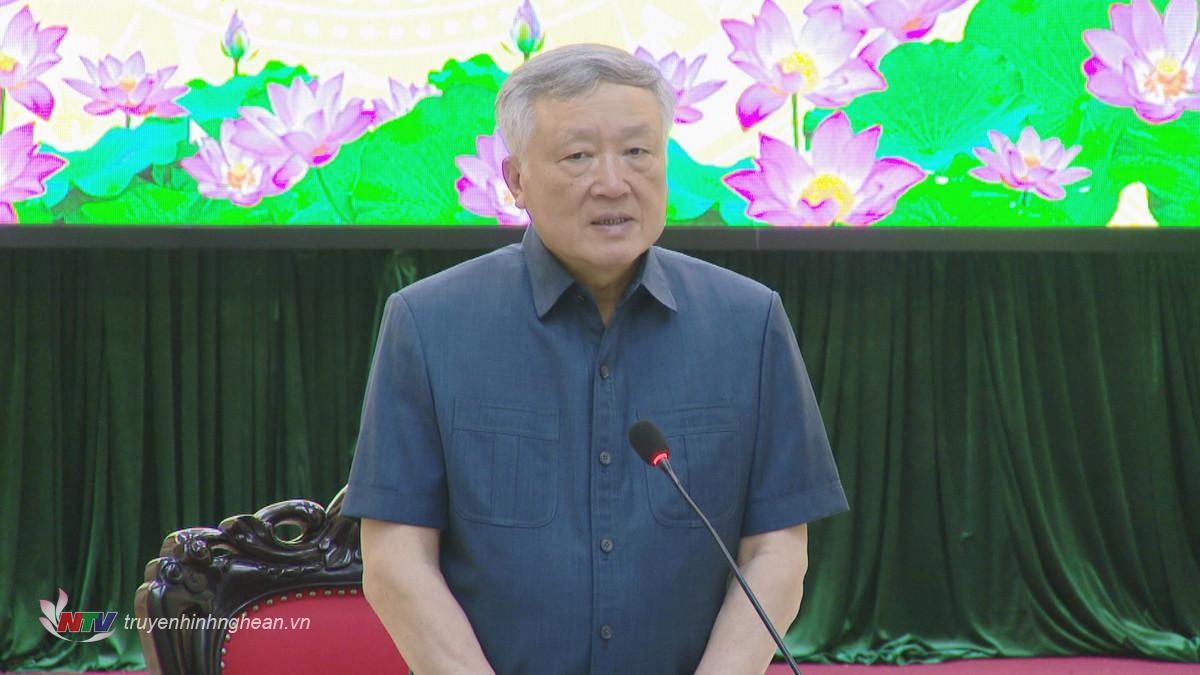 Chánh án Tòa án nhân dân tối cao Nguyễn Hòa Bình phát biểu kết luận. 