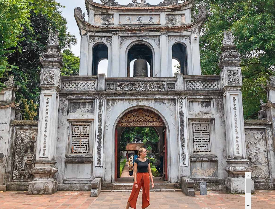 Những du khách đi du lịch một mình hoàn toàn có thể tìm bạn đồng hành khi tới Hà Nội. Ảnh: x/lifeofbrit