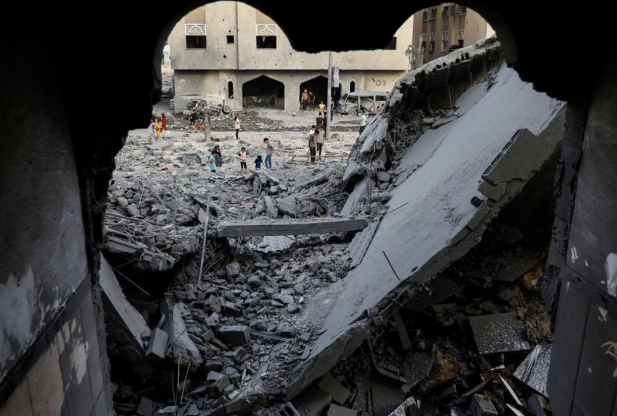 Nhà cửa ở Khan Younis bị phá hủy do xung đột giữa Israel và Hamas