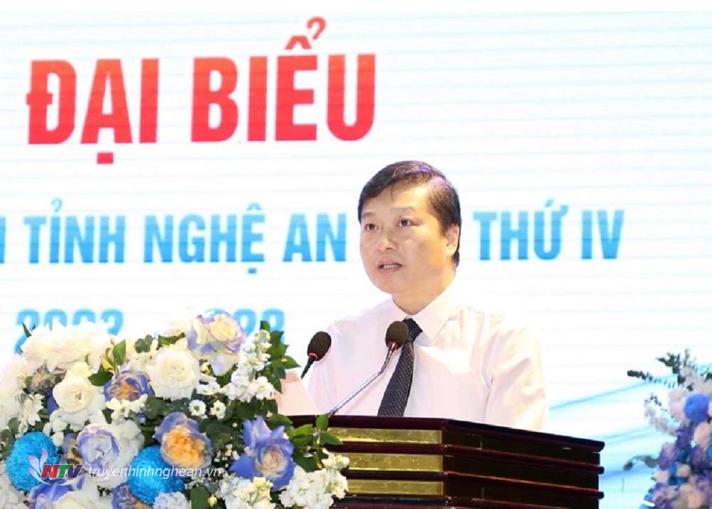 Đồng chí Lê Hồng Vinh - Uỷ viên BTV Tỉnh uỷ, Phó Chủ tịch Thường trực UBND tỉnh phát biểu tại Đại hội.