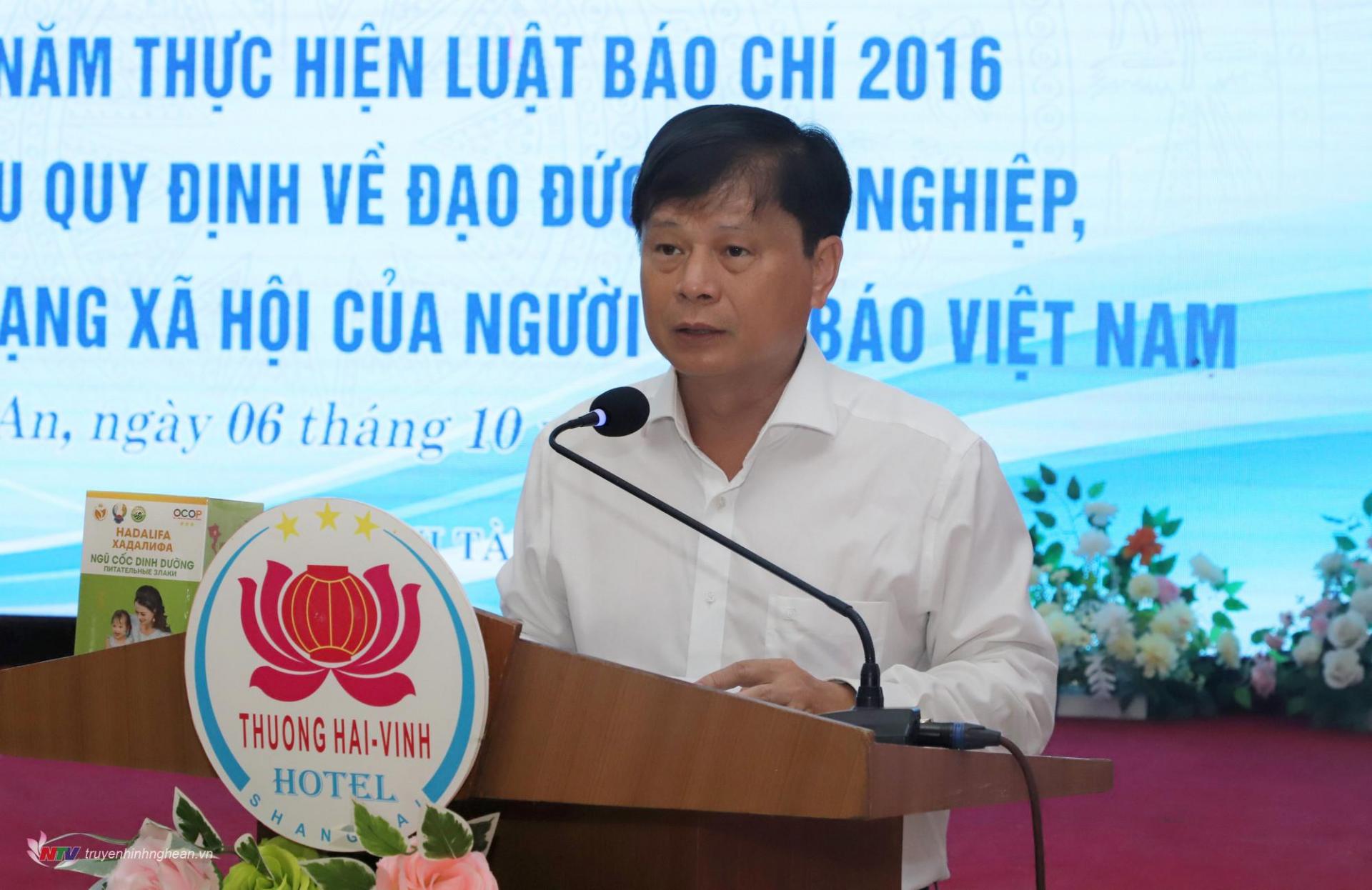 Đồng chí Trần Trọng Dũng, Phó Chủ tịch Hội Nhà báo Việt Nam phát biểu kết luận Hội nghị