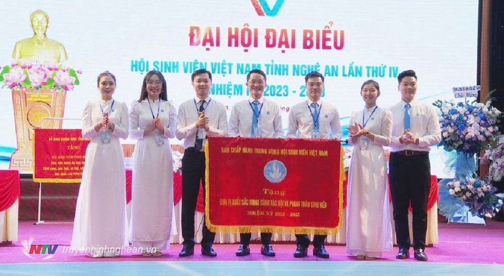 Trung ương Hội Sinh viên Việt Nam đã trao tặng Cờ thi đua cho Hội Sinh viên Việt Nam tỉnh Nghệ An vì đã có thành tích xuất sắc trong công tác Hội và phong trào sinh viên nhiệm kỳ 2018 – 2023.