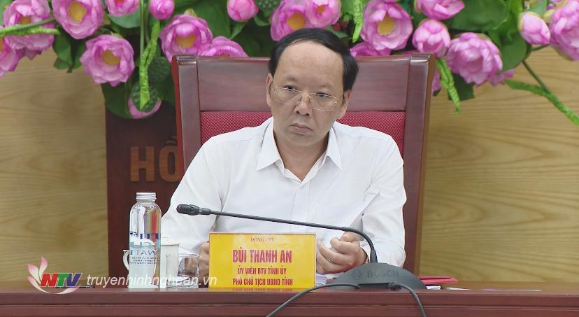 Đồng chí Bùi Thanh An - Uỷ viên BTV Tỉnh uỷ, Chủ tịch UBND tỉnh chủ trì hội nghị điểm cầu Nghệ An