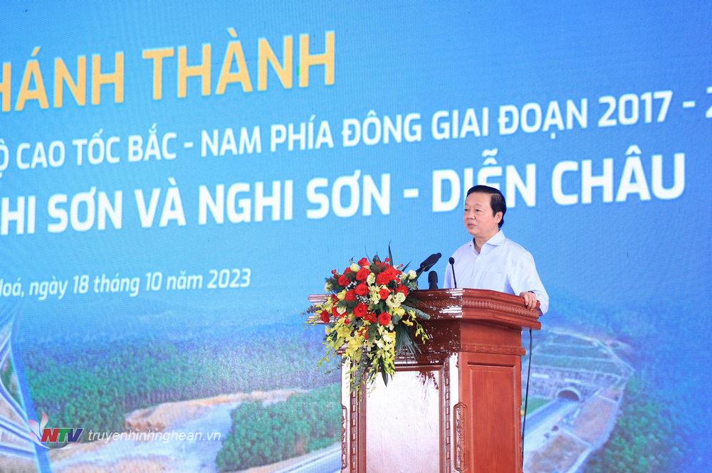 Phó Thủ tướng Chính phủ Nguyễn Hồng Hà phát biểu chỉ đạo tại buổi lễ.