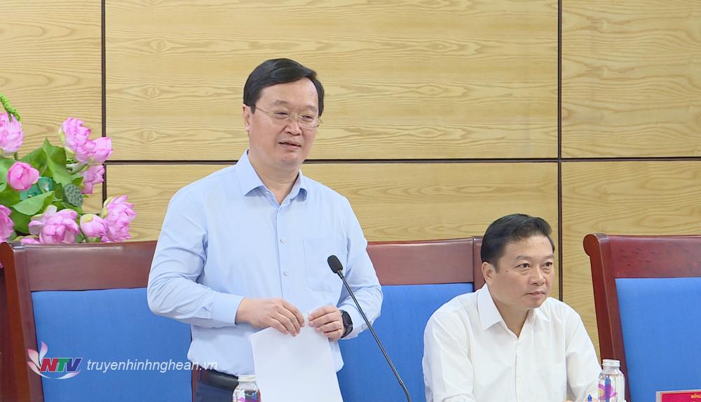 Chủ tịch UBND tỉnh Nguyễn Đức Trung yêu cầu: phải phát huy tối đa tinh thần trách nhiệm, sự phối hợp giữa các sở, ngành để thực hiện các nhiệm vụ, giải pháp và phấn đấu đạt mức cao nhất các mục tiêu, chỉ tiêu được giao của năm 2023.