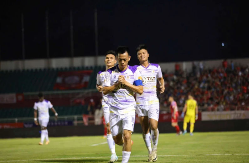 Nguyễn Văn Quyết được kỳ vọng sẽ giúp Hà Nội FC giành chiến thắng trong trận derby thủ đô chạm trán Công an Hà Nội