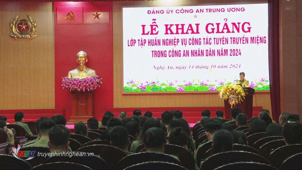 Toàn cảnh lớp tập huấn.