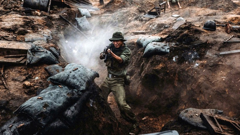 Bộ phim Mưa đỏ