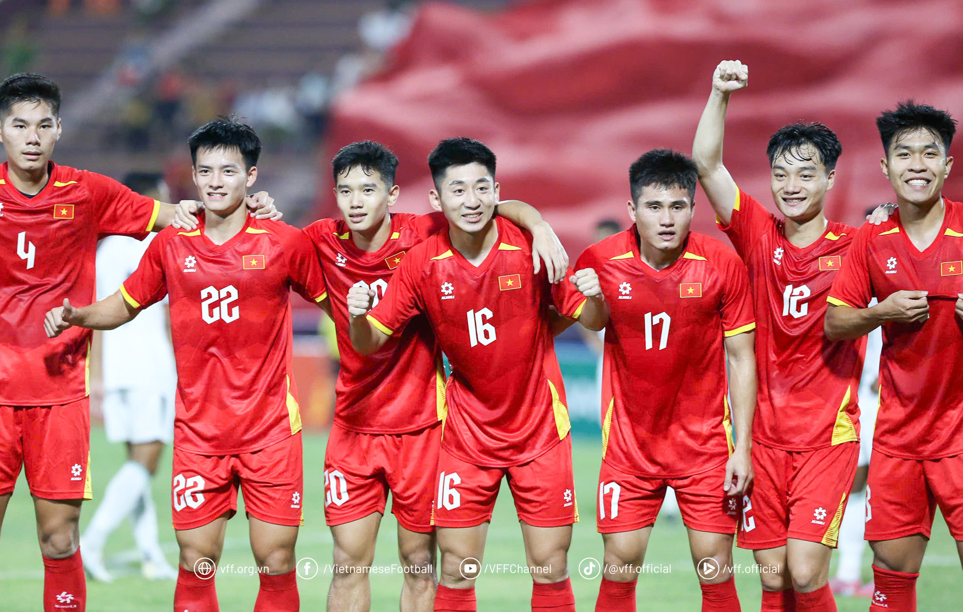 Các cầu thủ U22 Việt Nam đang chơi bùng nổ tại V-League