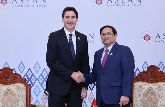 Thủ tướng Phạm Minh Chính gặp Thủ tướng Canada Justin Trudeau - Ảnh: VGP