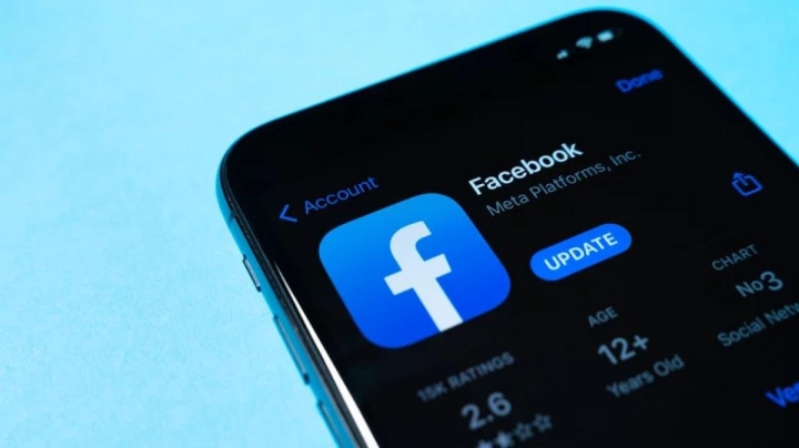 Nhiều thanh thiếu niên không còn sử dụng thường xuyên Facebook thay vào đó chuyển sang các nền tảng cá nhân hơn như Snapchat hay TikTok.