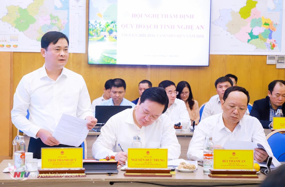 Bí thư Tỉnh ủy Thái Thanh Quý phát biểu tại cuộc làm việc.