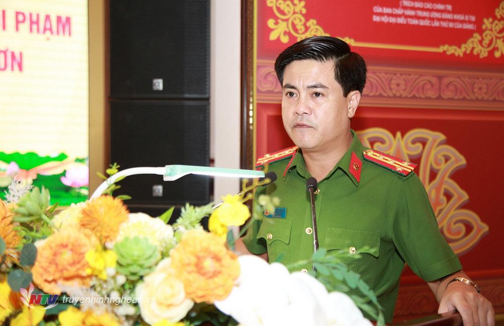 Đại tá Nguyễn Đức Hải, Phó Giám đốc, Thủ trưởng Cơ quan Cảnh sát điều tra Công an tỉnh, Chánh Văn phòng BLO phát biểu chỉ đạo tại buổi lễ.