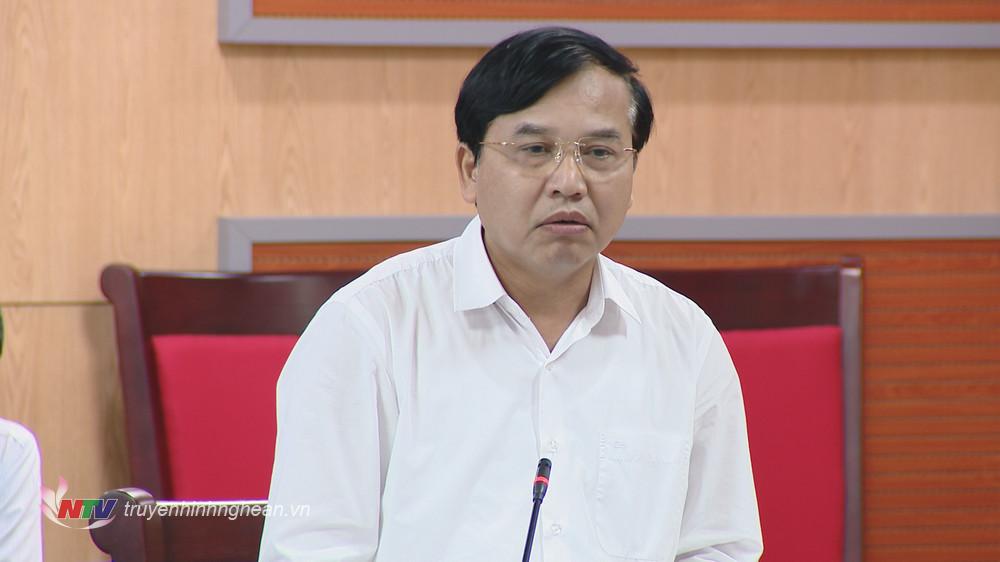 Phó Chủ tịch HĐND tỉnh Nguyễn Như Khôi phát biểu tại cuộc họp