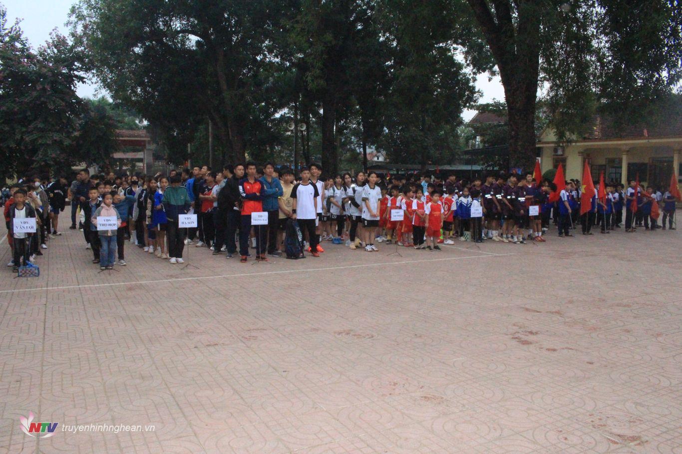 Hội khỏe Phù Đổng cụm 3 huyện Quỳ Hợp có 11 đơn vị với 319 VĐV tham gia thi đấu.