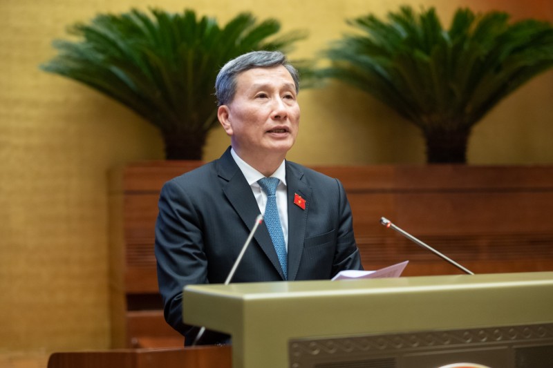 Chủ nhiệm Ủy ban Khoa học, Công nghệ và Môi trường của Quốc hội Lê Quang Huy trình bày Báo cáo giải trình, tiếp thu, chỉnh lý dự thảo Luật Viễn thông (sửa đổi)