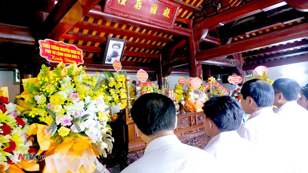 Lễ tưởng niệm 83 năm ngày mất của Nhà Chí sĩ yêu nước Phan Bội Châu được tổ chức trang trọng, bày tỏ tấm lòng tri ân bậc tiền bối cách mạng, nhà văn hóa lớn, thể hiện truyền thống, đạo lý “Uống nước nhớ nguồn” của dân tộc.