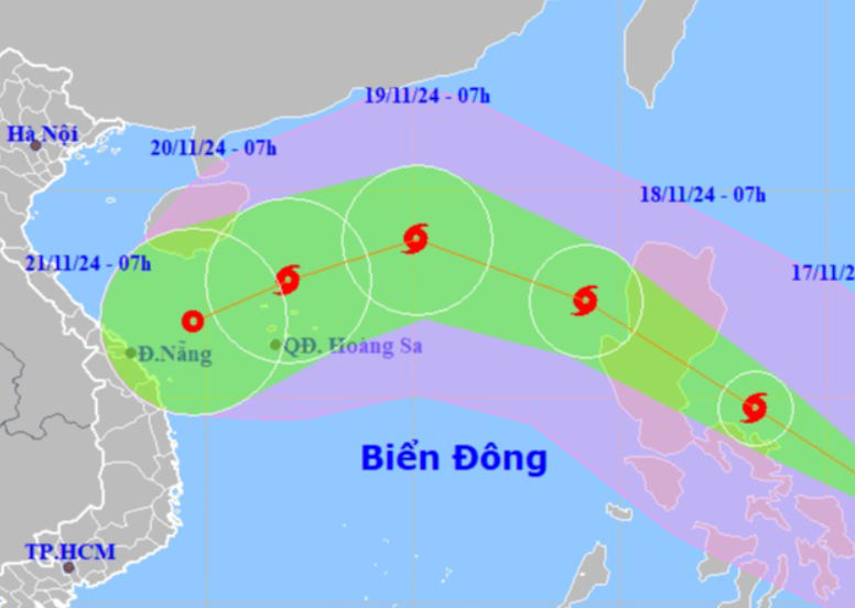 Siêu bão Man-yi di chuyển với tốc độ 20-25 km/giờ hướng vào vùng biển miền Trung. Nguồn: Trung tâm Dự báo khí tượng thủy văn quốc gia