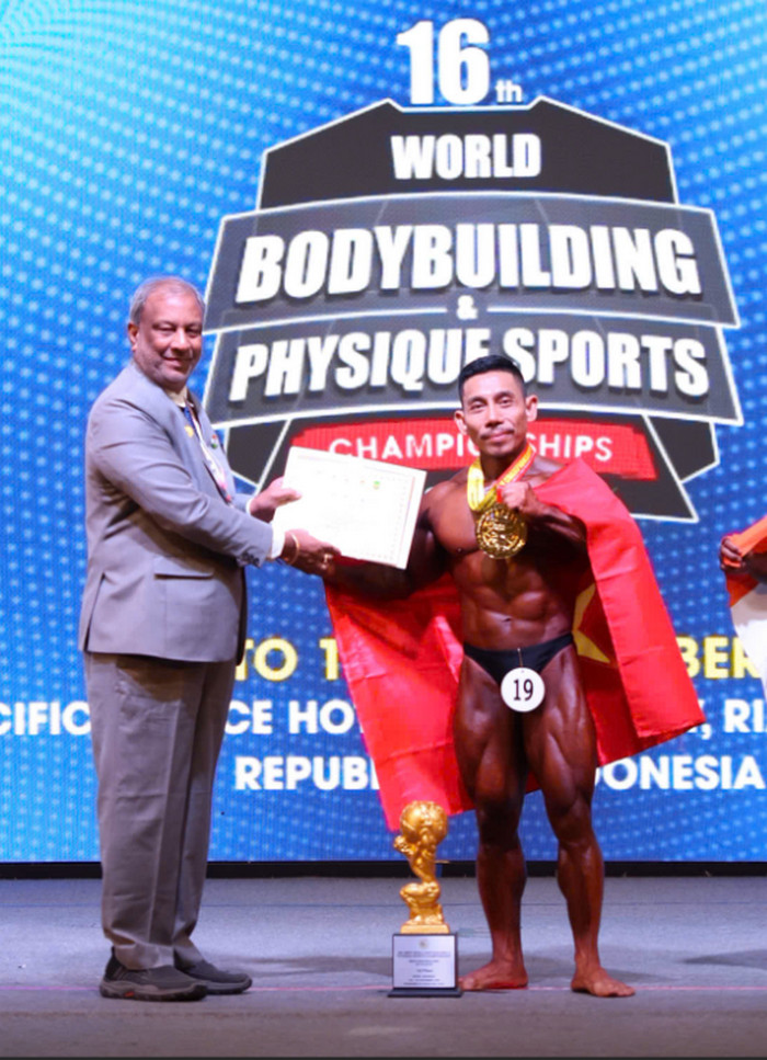 Phạm Văn Mách lần thứ 7 vô địch thế giới