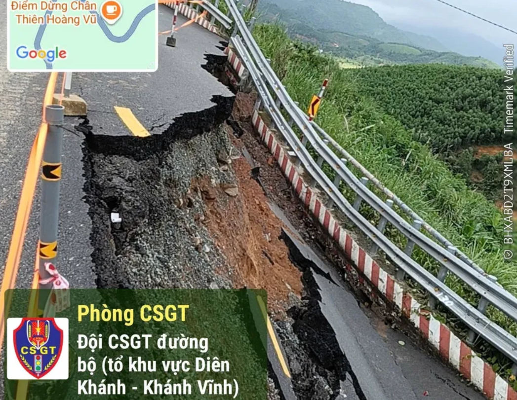 Quốc lộ 27C có đến 10 vị trí sạt lở, tắc đường.