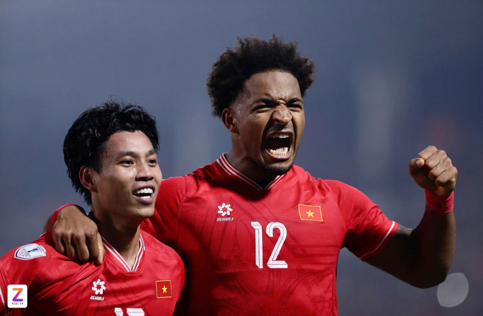 Xuân Son được gọi lên đội tuyển Việt Nam chuẩn bị đấu Lào - Báo và Phát  thanh, Truyền hình Nghệ An