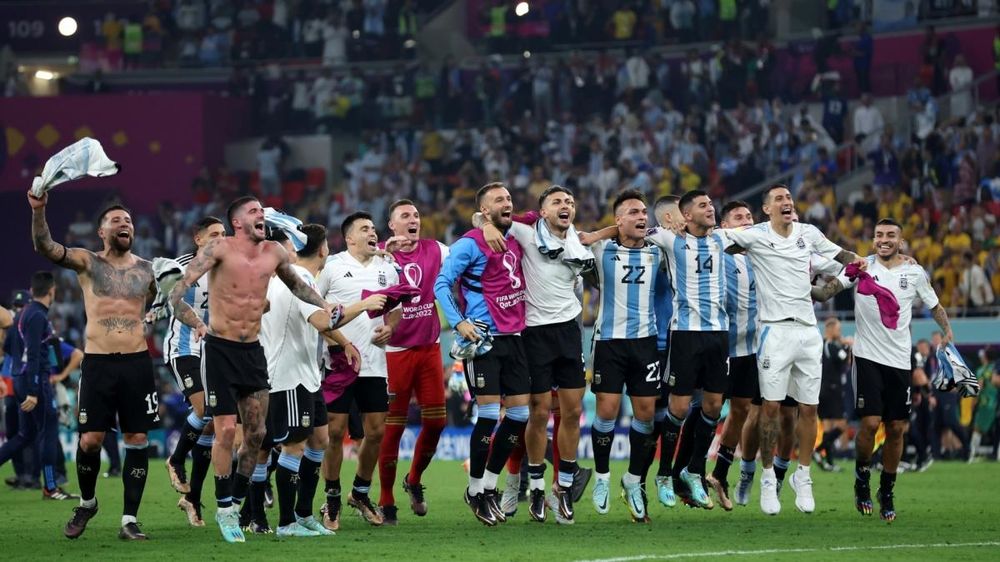 Argentina gặp Hà Lan ở tứ kết World Cup 2022 (Ảnh: Reuters).