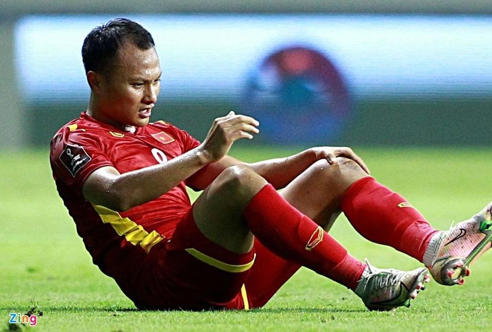 Trọng Hoàng giã từ đội tuyển Việt Nam trước thềm AFF Cup 2022 sau một năm điều trị chấn thương. 