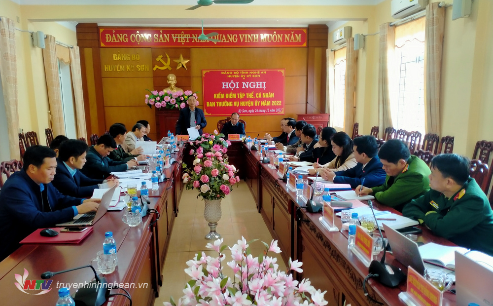 Hội nghị kiểm điểm tập thể, cá nhân BTV Huyện ủy Kỳ Sơn năm 2022
