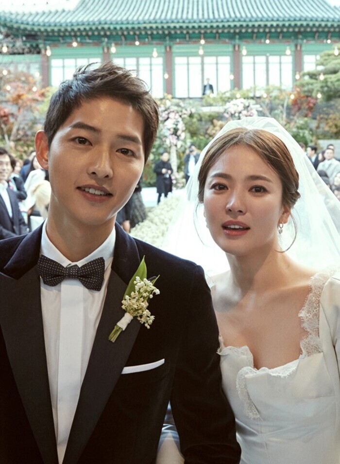 Song Joong Ki và Song Hye Kyo từng là cặp đôi đẹp của làng giải trí Hàn Quốc.