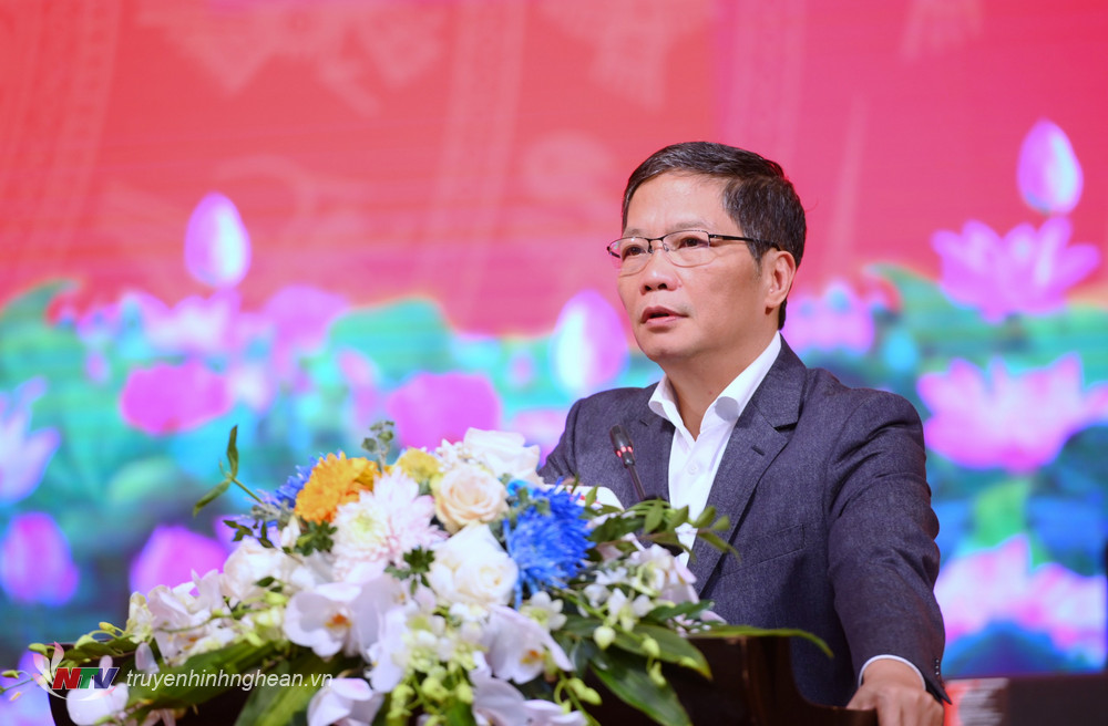 Đồng chí Trần Tuấn Anh - Trưởng ban Kinh tế Trung ương, Trưởng Ban Chỉ đạo Đề án Tổng kết Nghị quyết 26 phát biểu kết luận Toạ đàm.