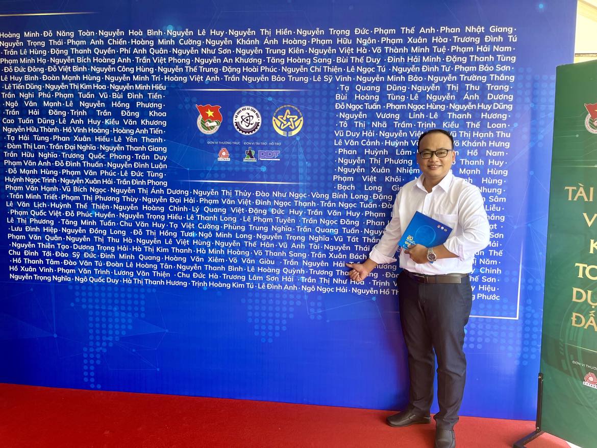 TS Trần Nguyễn Hải, thành viên Ban biên tập cho 12 tạp chí quốc tế chuẩn ISI, là gương mặt mới vào danh sách năm 2023. 