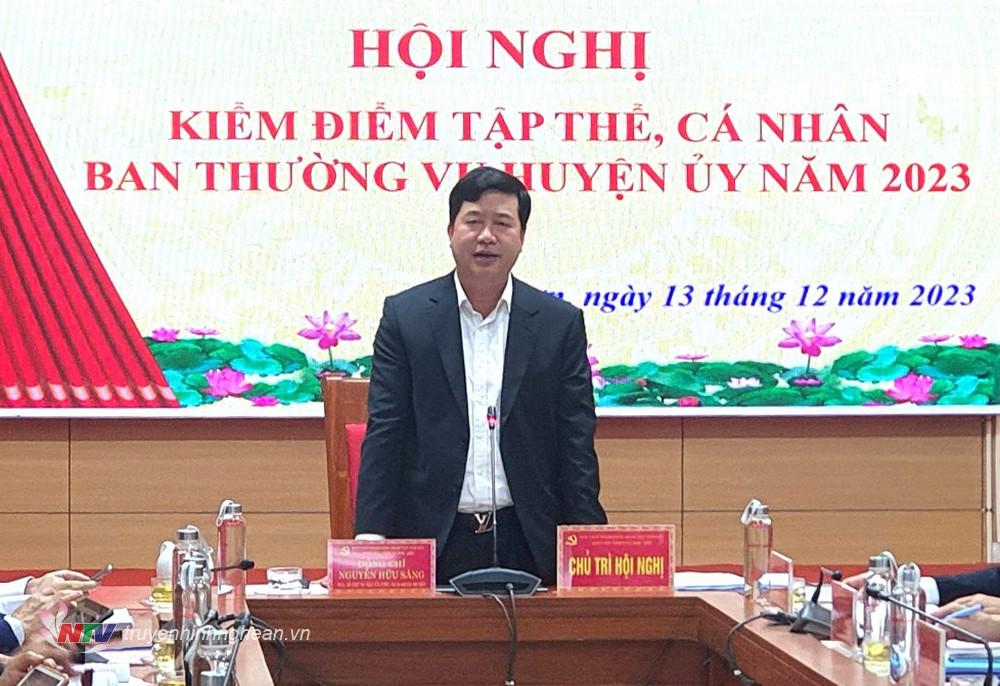 Bí thư Huyện uỷ Anh Sơn Nguyễn Hữu Sáng chủ trì hội nghị.