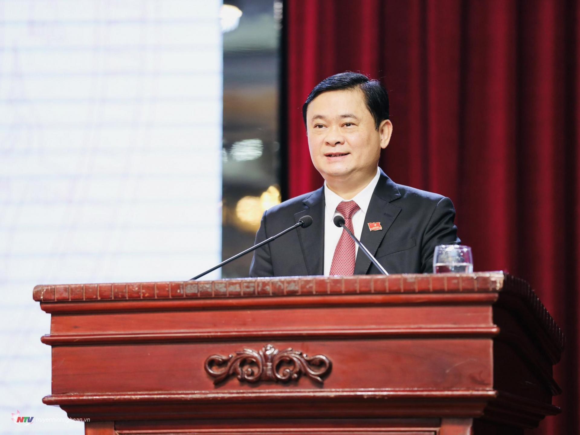 Bí thư Tỉnh uỷ, Chủ tịch HĐND tỉnh Thái Thanh Quý phát biểu kết luận phiên chất vấn.