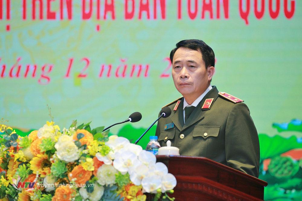 Trung tướng Lê Quốc Hùng - Ủy viên Ban Chấp hành Trung ương Đảng, Thứ trưởng Bộ Công an phát biểu kết luận hội nghị. 