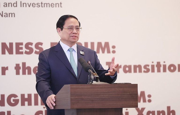 Thủ tướng Phạm Minh Chính cam kết đảm bảo quyền và lợi ích chính đáng của các doanh nghiệp, nhà đầu tư với tinh thần lợi ích hài hòa, rủi ro chia sẻ.