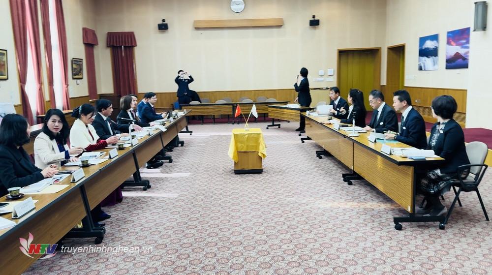 Hội đồng nhân dân 2 tỉnh Nghệ An - Shizuoka trao đổi về hoạt động nghiệp vụ, cơ hội hợp tác phát triển KT-XH