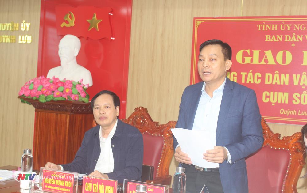 Đồng chí Lê Xuân Kiên - Phó Bí thư Thường Trực Huyện ủy Quỳnh Lưu phát biểu tại hội nghị
