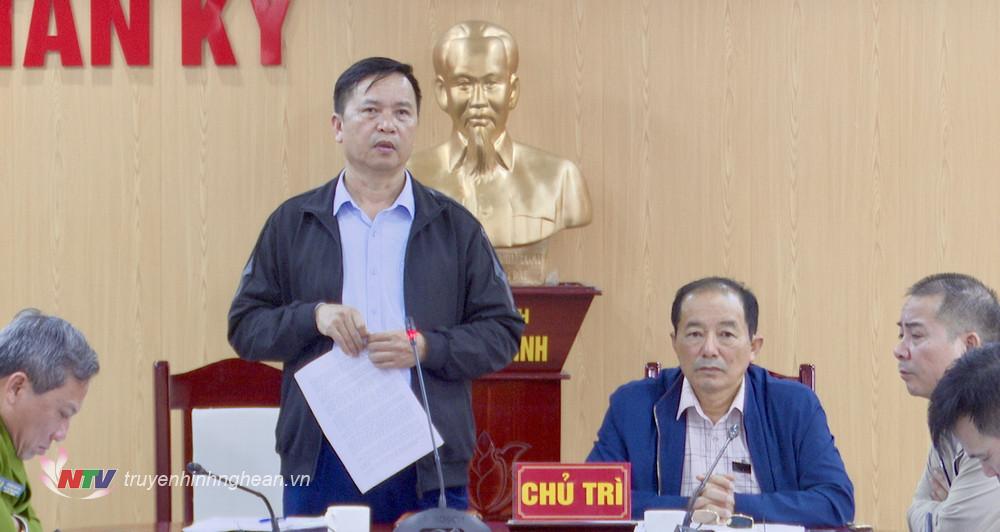 Đồng chí Phan Huy Chương – Phó Trưởng Ban Chuyên trách, Ban An toàn giao thông tỉnh phát biểu chỉ đạo tại hội nghị.