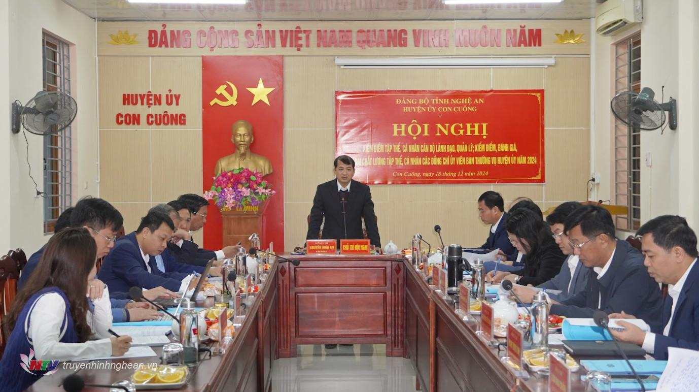 Toàn cảnh hội nghị.