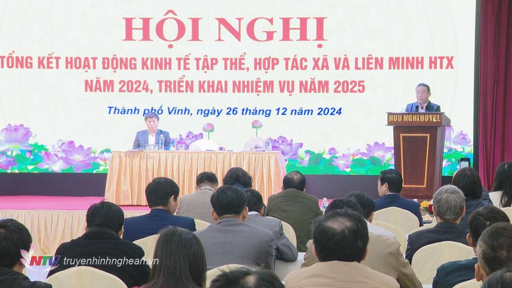 Toàn cảnh hội nghị.