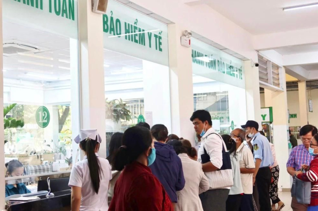 BHYT bổ sung là chủ trương phù hợp với bối cảnh phát triển hiện nay của hệ thống y tế Việt Nam. Ảnh minh họa: TRẦN MINH