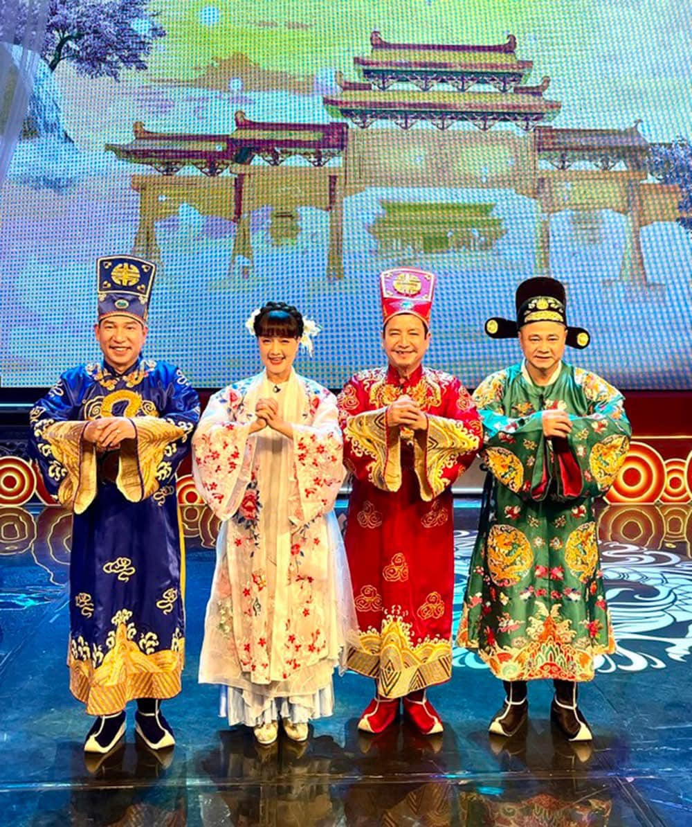 Hình ảnh những nhân vật thân quen trong dàn Táo cưỡi cá chép về chầu Ngọc Hoàng trong Táo quân - Gặp nhau cuối năm.