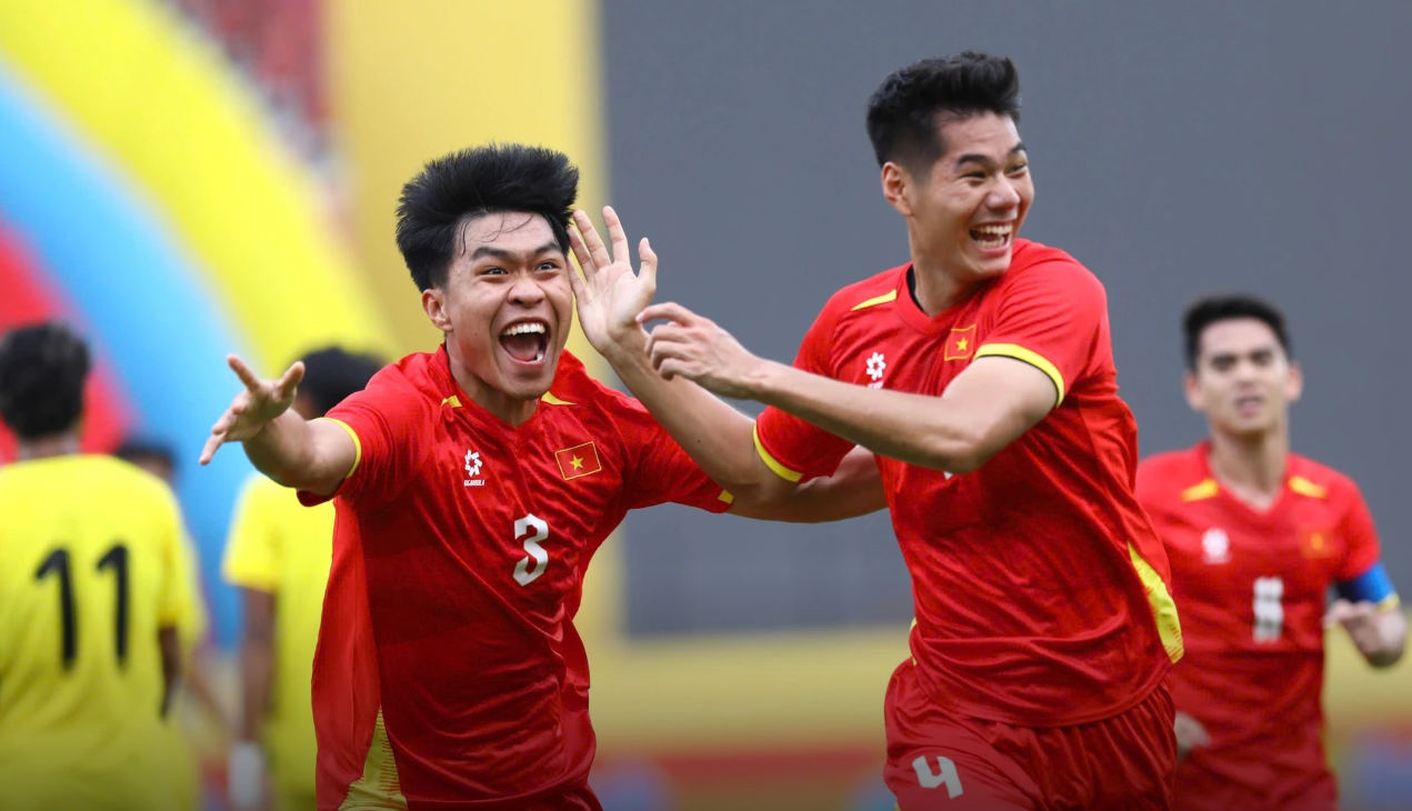 U22 Việt Nam nhập cuộc đầy ấn tượng. Ảnh: Minh Chiến.