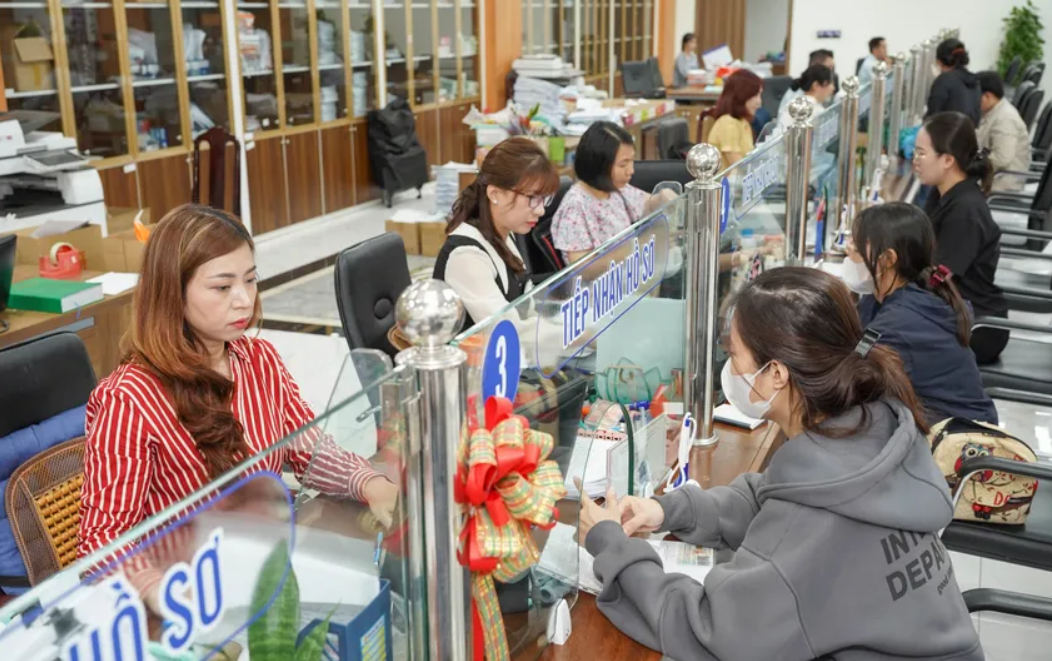 Quyền lợi bảo hiểm thất nghiệp tăng mạnh từ năm 2026. Ảnh: THUẬN VĂN