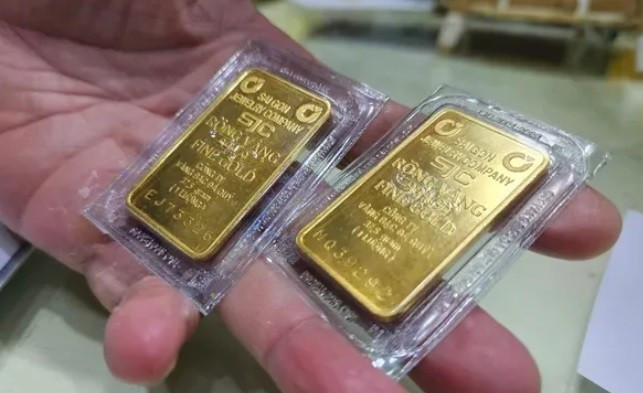 Giá vàng miếng SJC lên trên mốc 157 triệu đồng/lượng.
