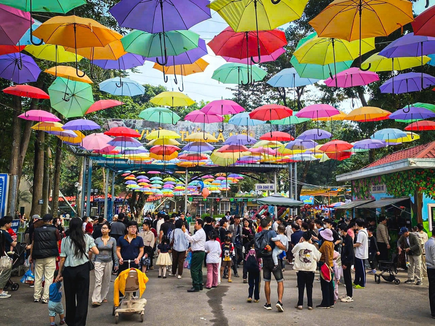 Tổng LĐLĐVN ủng hộ phương hoán hoán đổi ngày làm việc để nghỉ Tết Dương lịch 4 ngày. Ảnh minh họa